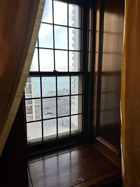 70 E Scott St #905-906-907, Chicago, IL 60610 photo 3