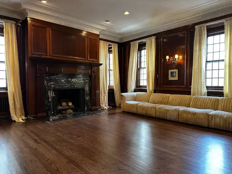 70 E Scott St #905-906-907, Chicago, IL 60610 photo 4