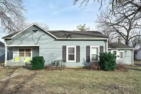 463 Dietz St, Marengo, IL 60152
