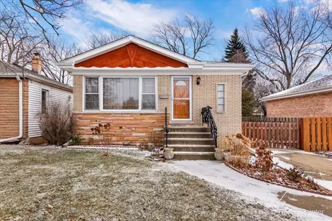 4953 N Oketo Ave, Harwood Heights, IL 60706