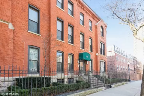 1760 N Wells St #1A, Chicago, IL 60614