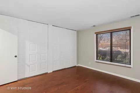 Bedroom - 1500 Harbour Dr #1F, Wheeling, IL 60090 photo 4 of 4
