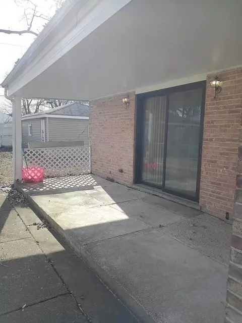 3545 W 80th Pl, Chicago, IL 60652 photo 9