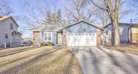 3224 Nadine Ave, Rockford, IL 61114