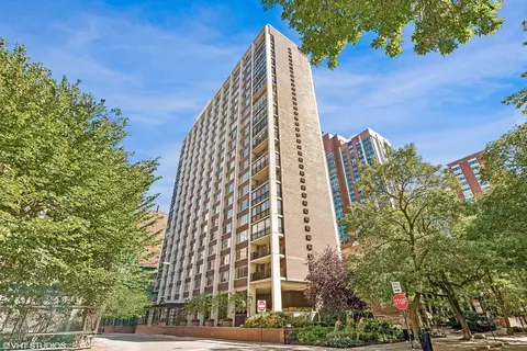 1 E Schiller St #19D, Chicago, IL 60610