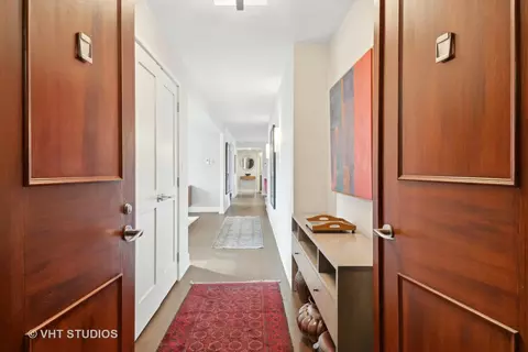 1 E Schiller St #19D, Chicago, IL 60610 photo 3