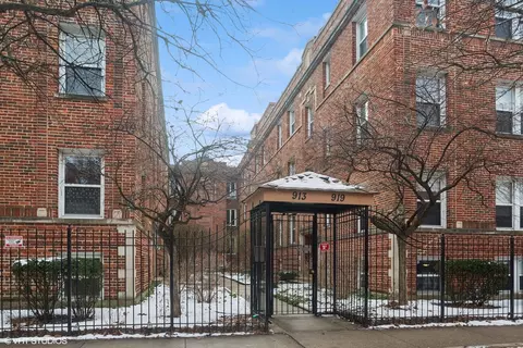 917 W Sunnyside Ave #1S, Chicago, IL 60640