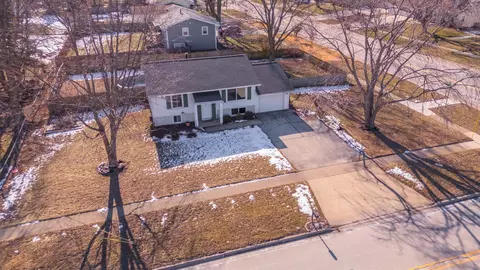 1715 W College Ave, Normal, IL 61761 photo 4