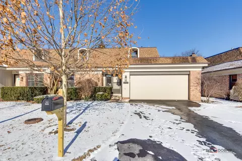 2764 Wilshire Ln #2764, Northbrook, IL 60062