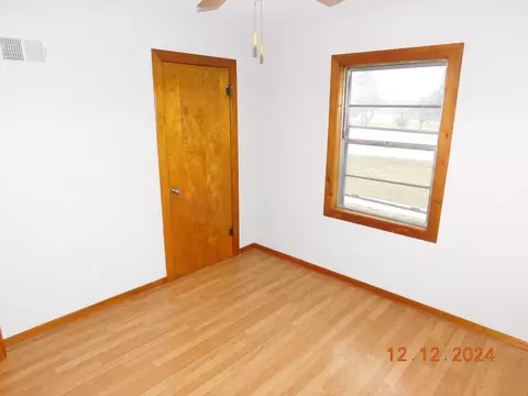 Bedroom - 2570 Plainfield Rd, Joliet, IL 60435 photo 3 of 4