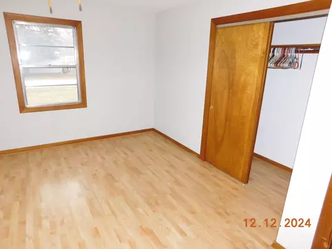 Bedroom - 2570 Plainfield Rd, Joliet, IL 60435 photo 2 of 4