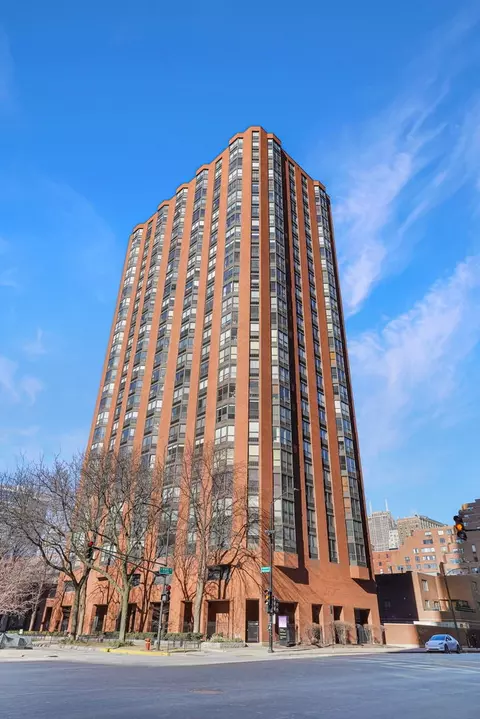 899 S Plymouth Ct #709, Chicago, IL 60605