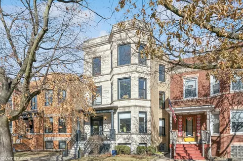 1450 W Olive St #3, Chicago, IL 60660