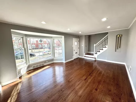 10912 S Artesian Ave, Chicago, IL 60655 photo 3