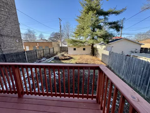 10912 S Artesian Ave, Chicago, IL 60655 photo 25