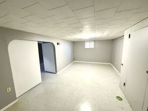 10912 S Artesian Ave, Chicago, IL 60655 photo 21