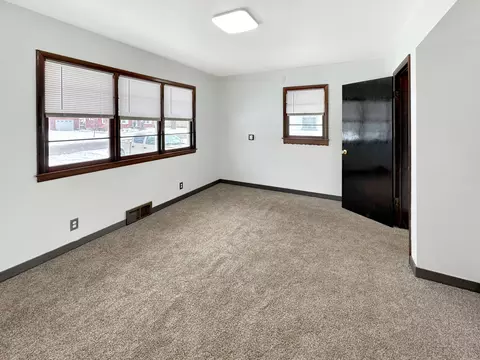 803 Adams St, Ottawa, IL 61350 photo 10