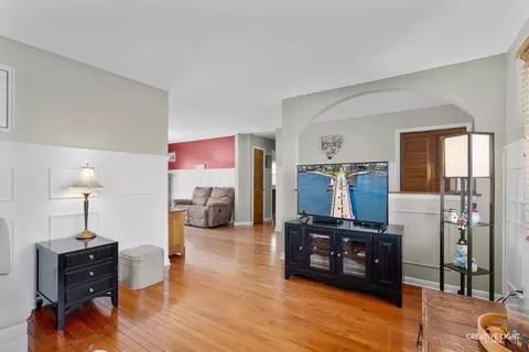 Other - 811 Westgate Dr, Aurora, IL 60506 photo 1 of 7