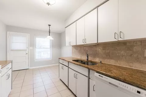 4805 N Harlem Ave #2, Chicago, IL 60656 photo 5