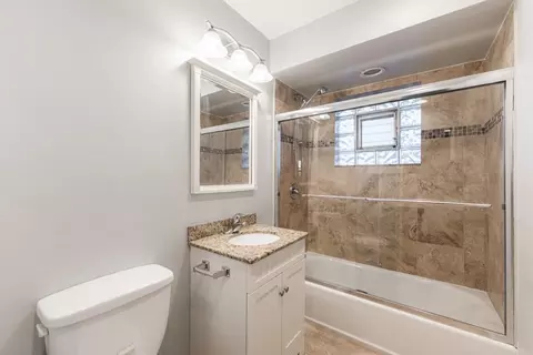 4805 N Harlem Ave #2, Chicago, IL 60656 photo 12