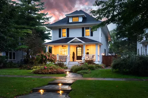 231 Douglas Ave, Naperville, IL 60540