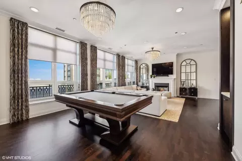 10 E Delaware Pl #33B, Chicago, IL 60611 photo 5