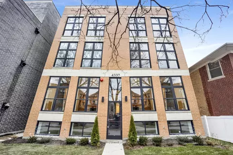 4337 N Richmond Ave #2N, Chicago, IL 60618