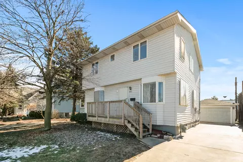 1957 Pine Rd, Homewood, IL 60430