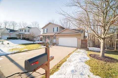 5 Palm Ct, Bloomington, IL 61701 photo 4