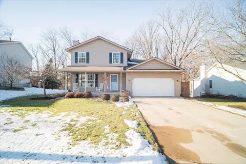 5 Palm Ct, Bloomington, IL 61701