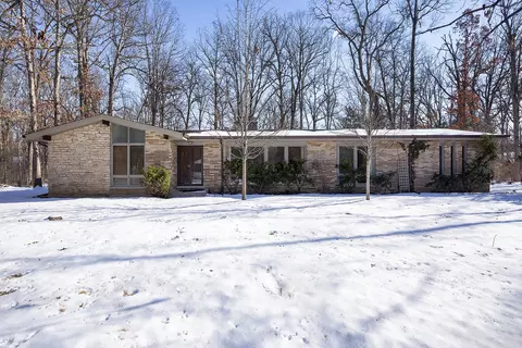 1363 Kenilwood Ct, Riverwoods, IL 60015