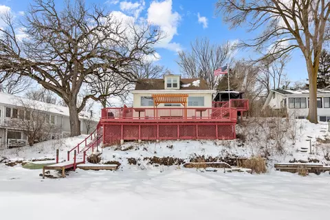 39083 N Jackson Dr, Spring Grove, IL 60081
