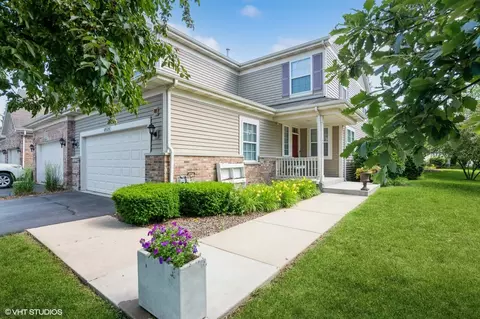 6 N325 Whitmore Cir #E, Saint Charles, IL 60174