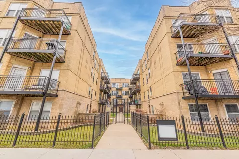 4020 N Albany Ave #A-G, Chicago, IL 60618