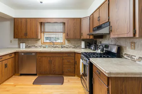 Kitchen - 403 Walnut St, Leonore, IL 61332 photo 4 of 4