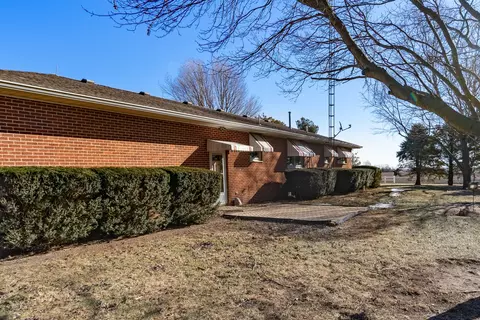 Exterior - 403 Walnut St, Leonore, IL 61332 photo 4 of 9