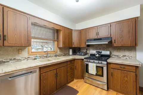 Kitchen - 403 Walnut St, Leonore, IL 61332 photo 3 of 4