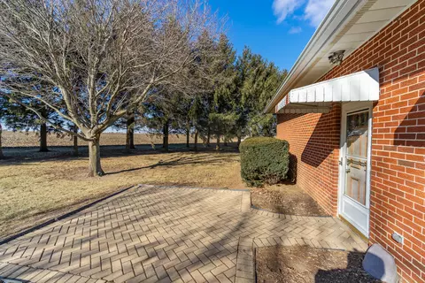 Exterior - 403 Walnut St, Leonore, IL 61332 photo 3 of 9
