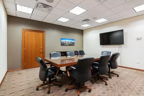 111 E Chestnut St #22D, Chicago, IL 60611 photo 17