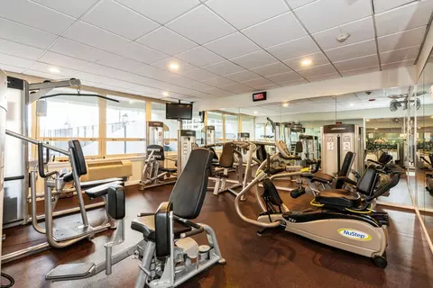 111 E Chestnut St #22D, Chicago, IL 60611 photo 15