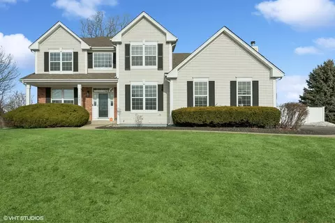 13490 W High Ridge Trl, Wadsworth, IL 60083