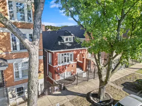 3353 S May St, Chicago, IL 60608