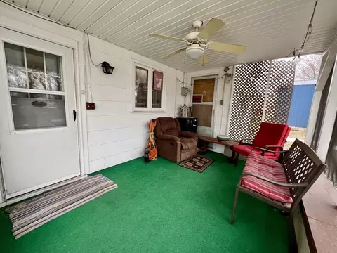 Exterior - 302 Dickson St, Sidell, IL 61876 photo 2 of 9