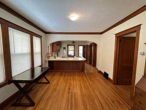 Living - 9115 Sheridan Ave, Brookfield, IL 60513 photo 4 of 6