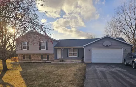29865 Thornton Dr, Kingston, IL 60145