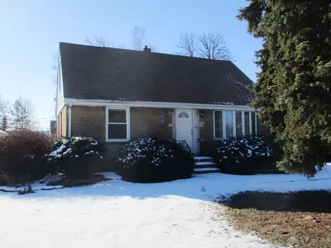 7725 Suburban Ln, Bridgeview, IL 60455