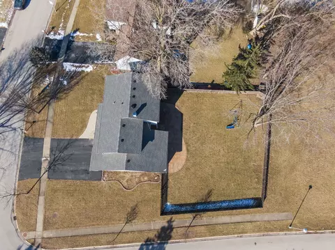 794 Voyager Dr, Bartlett, IL 60103 photo 35