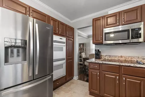 794 Voyager Dr, Bartlett, IL 60103 photo 11