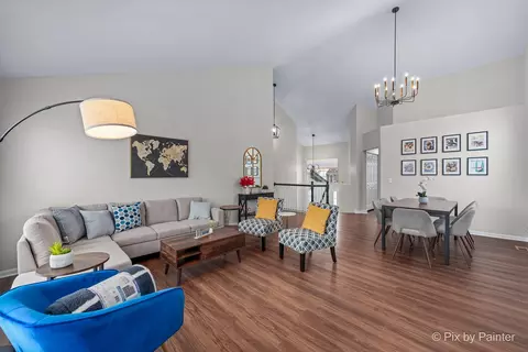 Living - 819 Adderly Ln, Gurnee, IL 60031 photo 2 of 3