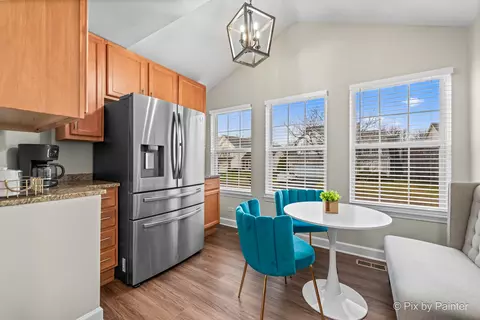 Kitchen - 819 Adderly Ln, Gurnee, IL 60031 photo 3 of 3